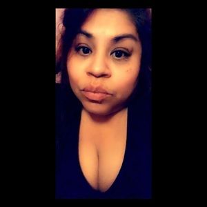 Meet your Posher, Meli